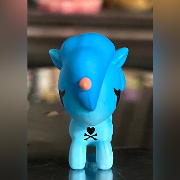 Tokidoki Lil Starry Unicorno Lil Rainbow Series Collectible Mini Art Figure - Picture 3 of 4